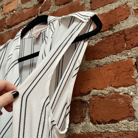 COPY - Forever 21 Vest - Picture 6 of 7